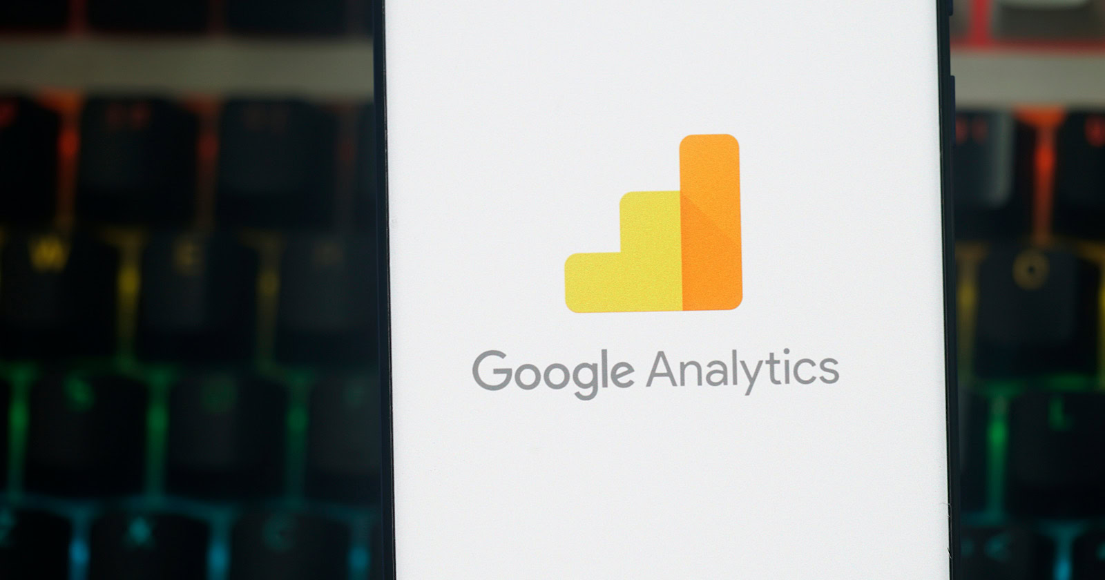 Google Tests “Analytics Advisor” Inside GA4, According To Reports